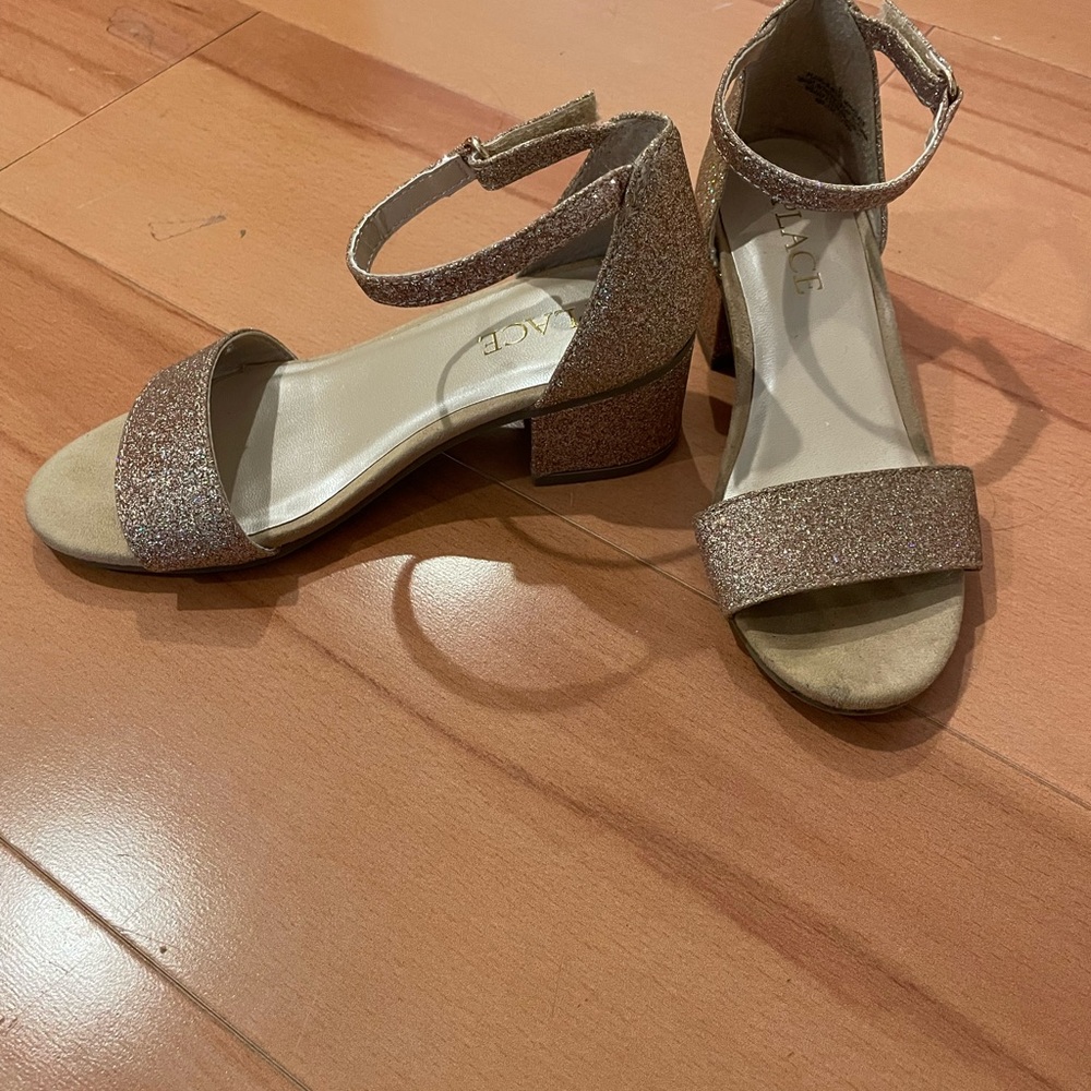 Girls heeled sandal/dress shoe